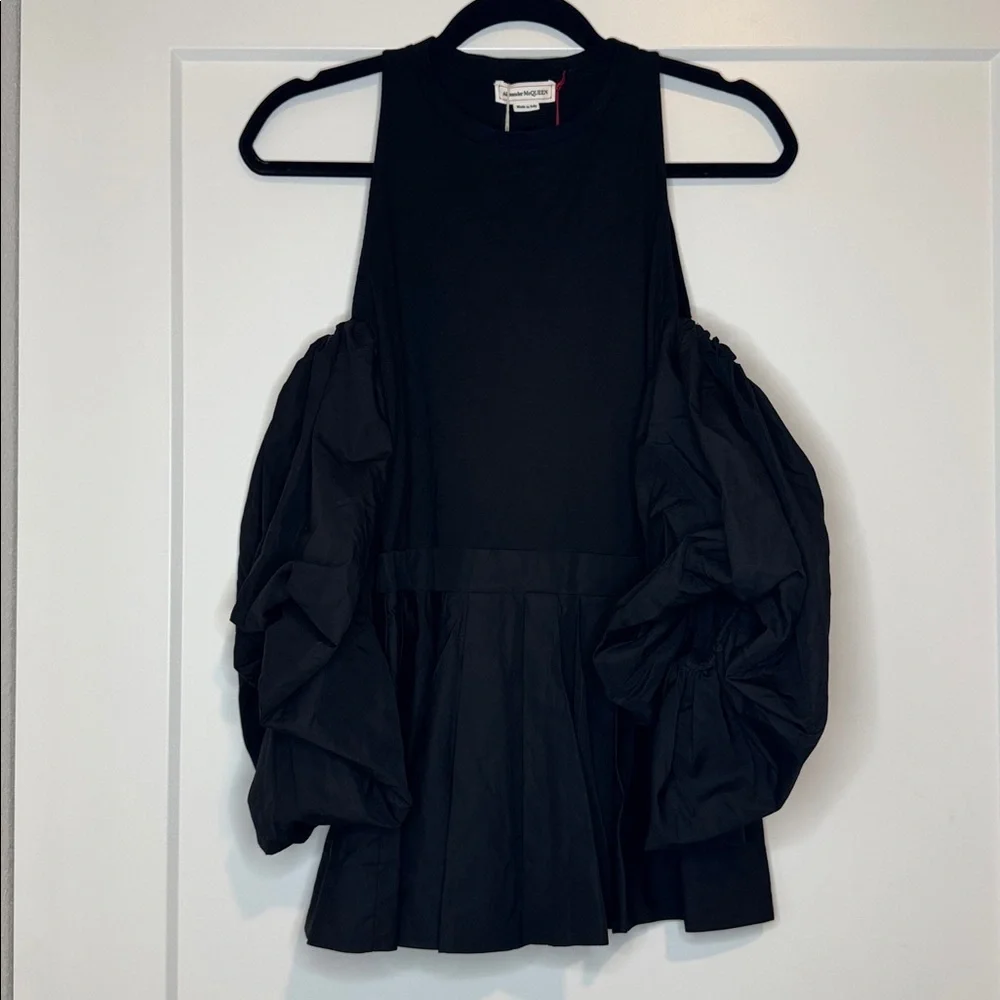 NWT Alexander McQueen Off Shoulder Cotton Top with Puff Sleeves in Black - Picture 2 of 13